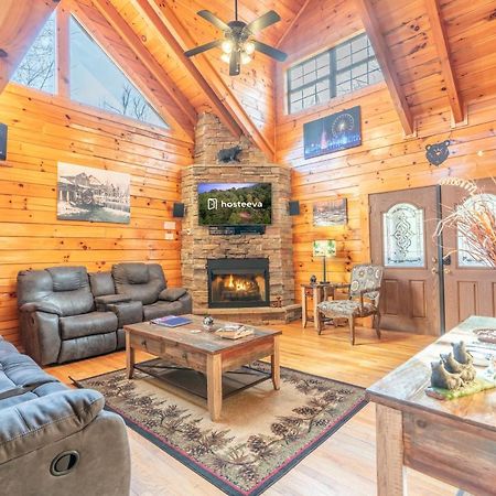 Comfort Cabin Bearway To Heaven W Private Hot Tub Pigeon Forge Dış mekan fotoğraf