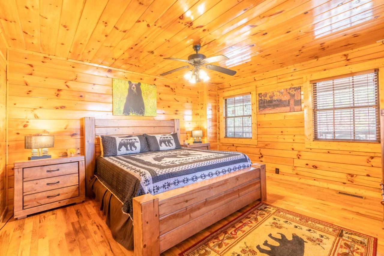Comfort Cabin Bearway To Heaven W Private Hot Tub Pigeon Forge Dış mekan fotoğraf